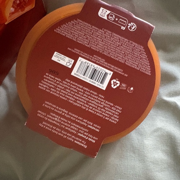 Fenty Skin Butta Drop Whipped Oil Body Cream - Salted Caramel - Picture 2 of 3